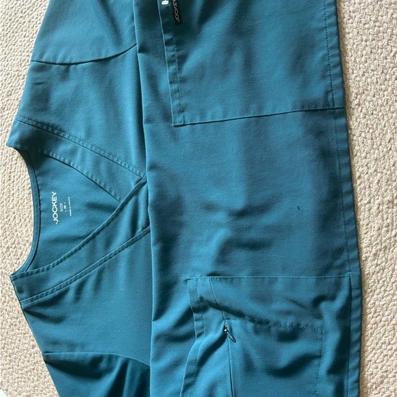 Scrub top bundle! - Picture 7 of 11